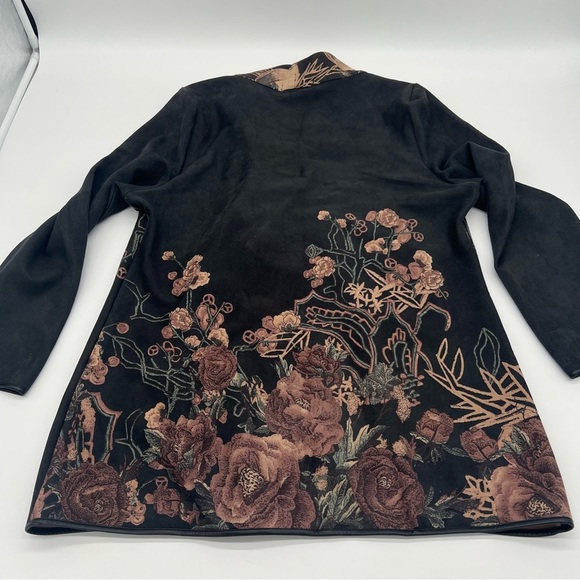 Radzoli XL Black Floral Asymmetrical Button Jacket – Boho Artwear Style - Picture 14 of 14